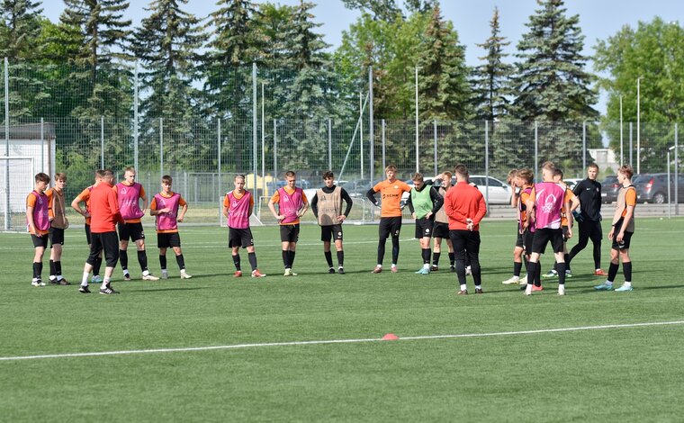 Poranny trening drużyn U-19 oraz U-17