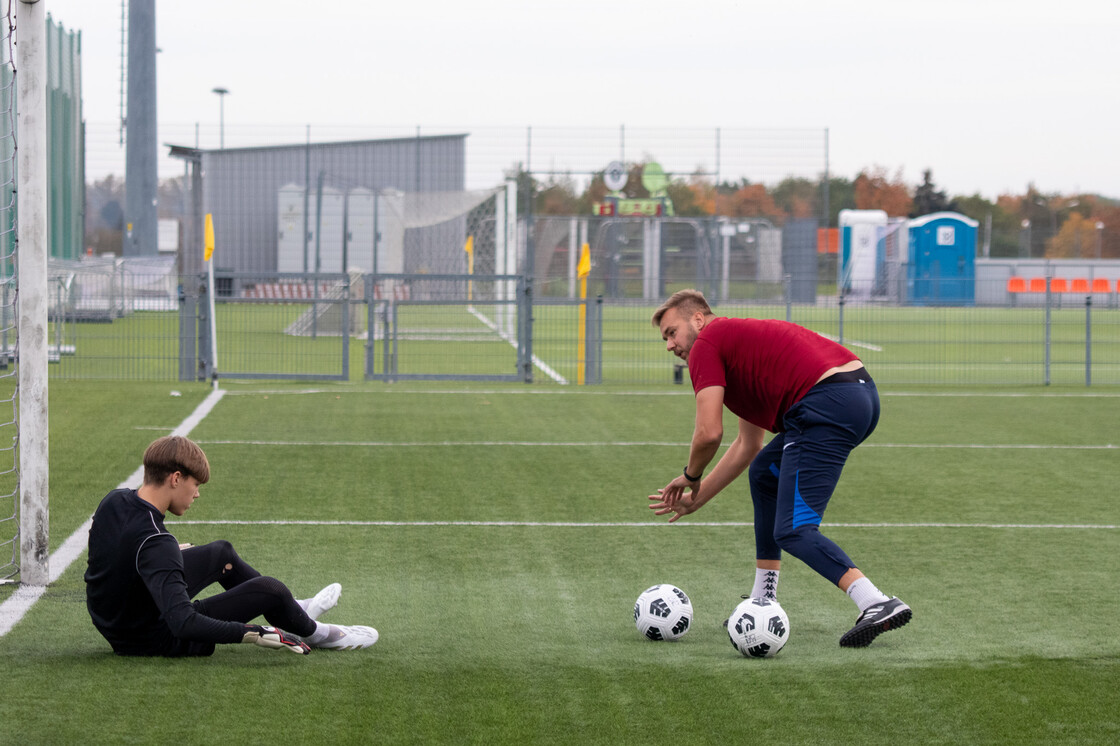 Kurs UEFA Goalkeeper B na obiektach Akademii Piłkarskiej KGHM Zagłębie | FOTO