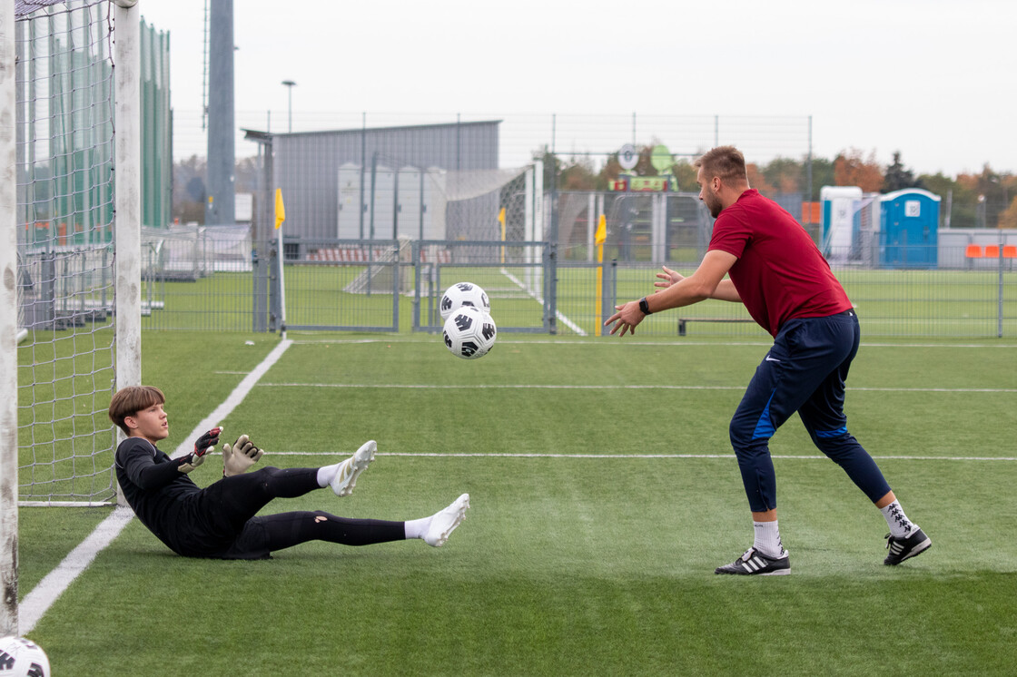 Kurs UEFA Goalkeeper B na obiektach Akademii Piłkarskiej KGHM Zagłębie | FOTO