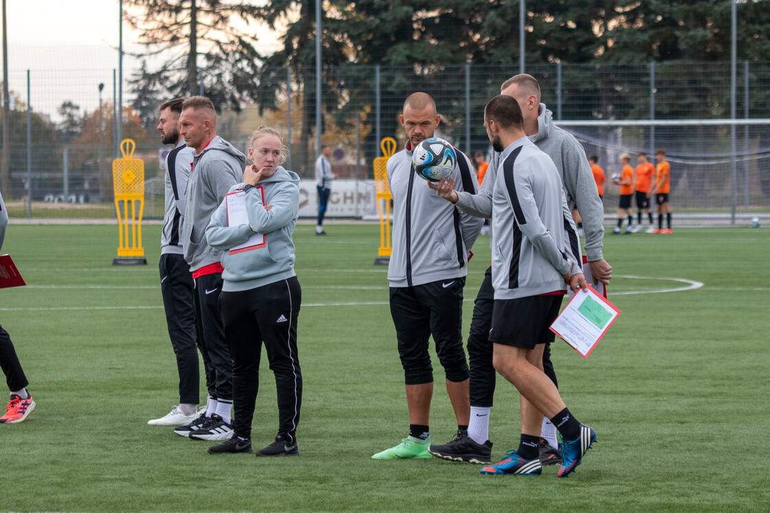 Kurs UEFA Goalkeeper B na obiektach Akademii Piłkarskiej KGHM Zagłębie | FOTO