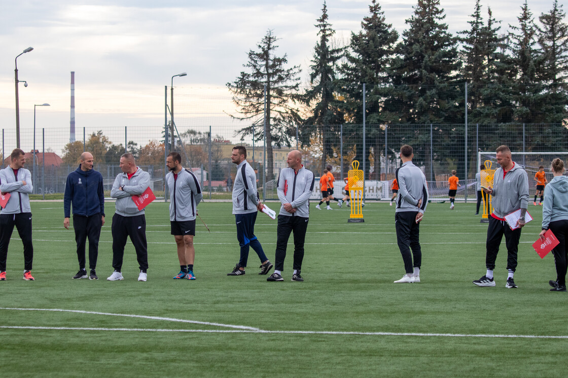 Kurs UEFA Goalkeeper B na obiektach Akademii Piłkarskiej KGHM Zagłębie | FOTO