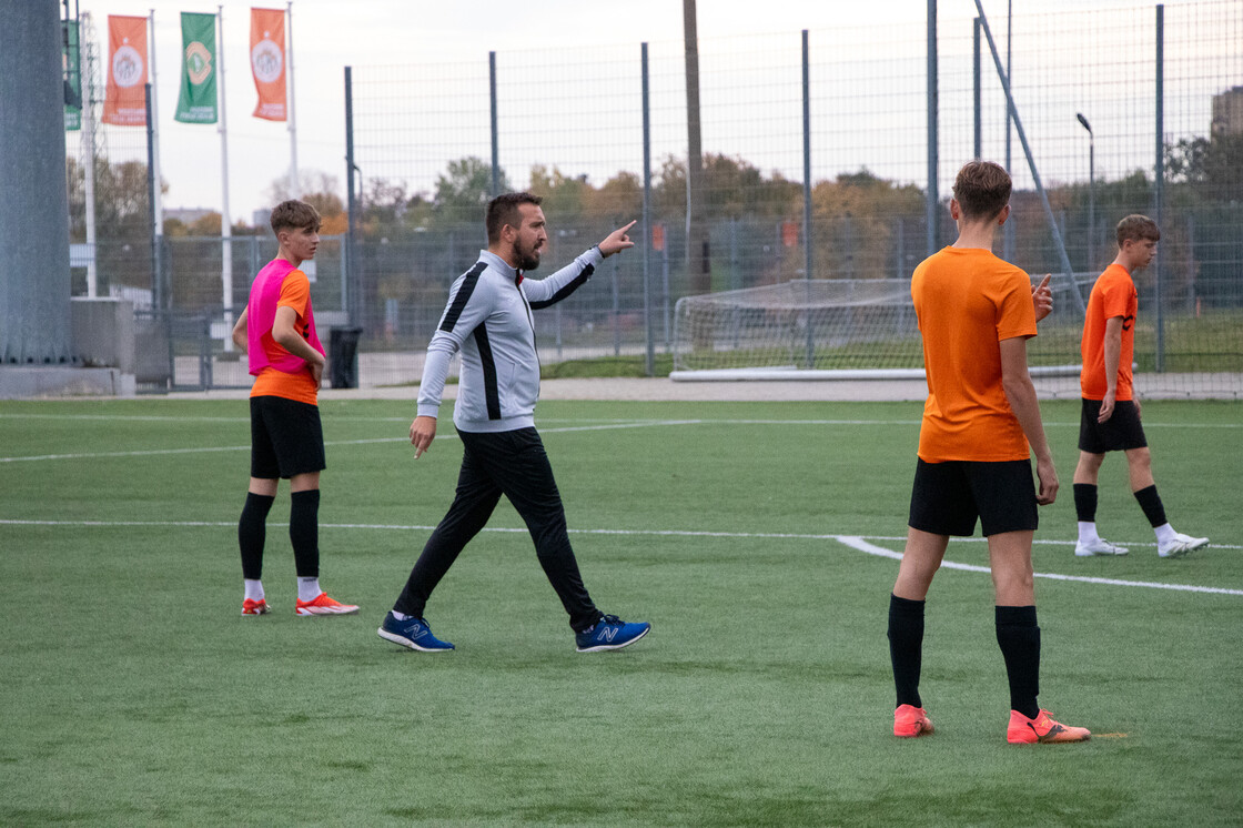 Kurs UEFA Goalkeeper B na obiektach Akademii Piłkarskiej KGHM Zagłębie | FOTO