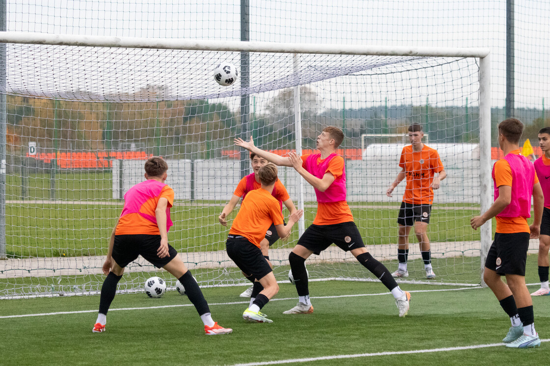 Kurs UEFA Goalkeeper B na obiektach Akademii Piłkarskiej KGHM Zagłębie | FOTO