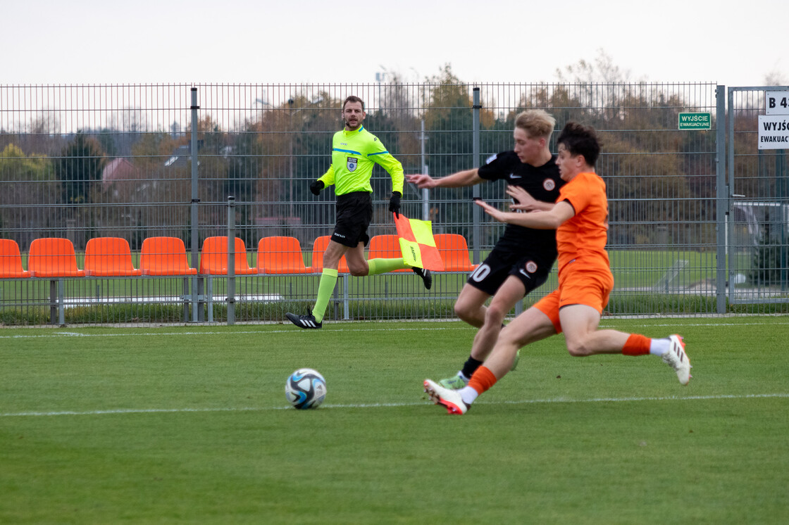 CLJ U-19: Zagłębie Lubin - Escola Varsovia | Foto