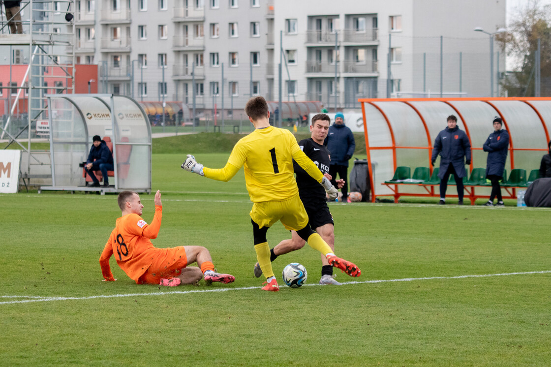 CLJ U-19: Zagłębie Lubin - Escola Varsovia | Foto