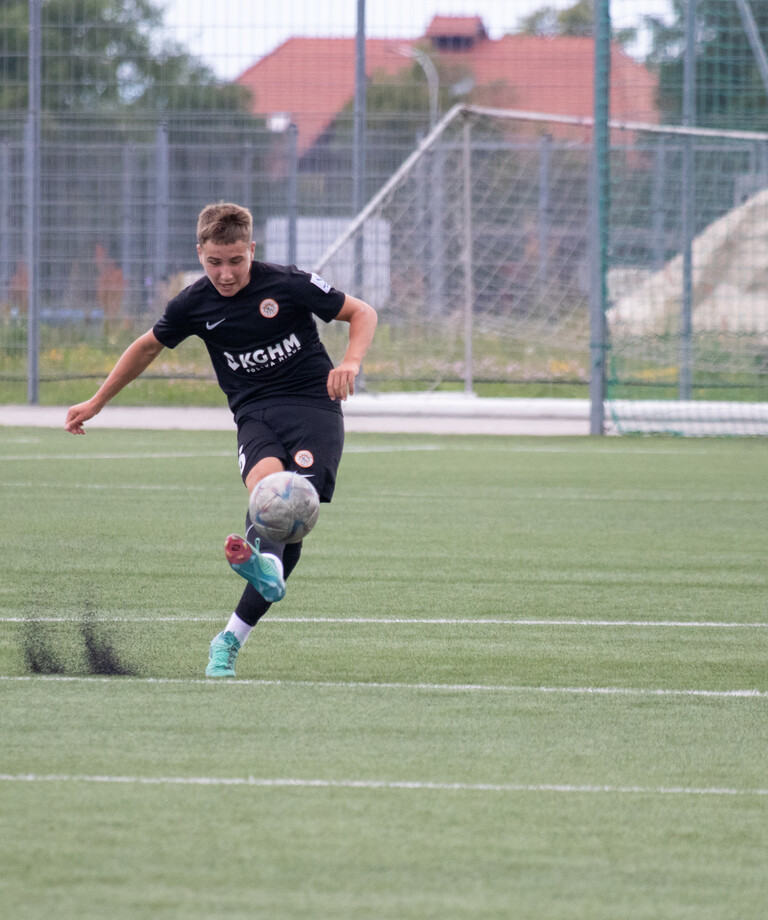 Sparing zespołu U-16 i zawodników testowanych | FOTO