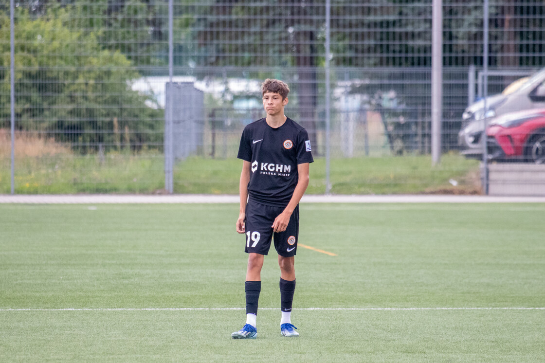 Sparing zespołu U-16 i zawodników testowanych | FOTO