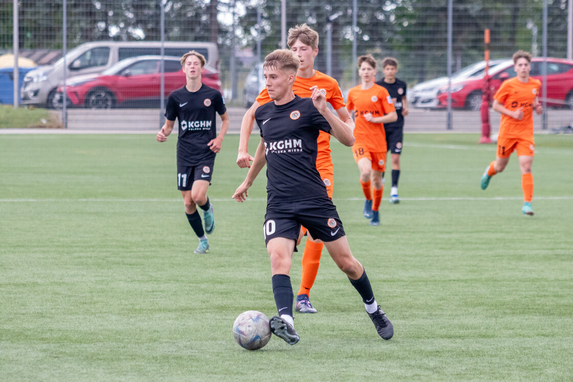 Sparing zespołu U-16 i zawodników testowanych | FOTO