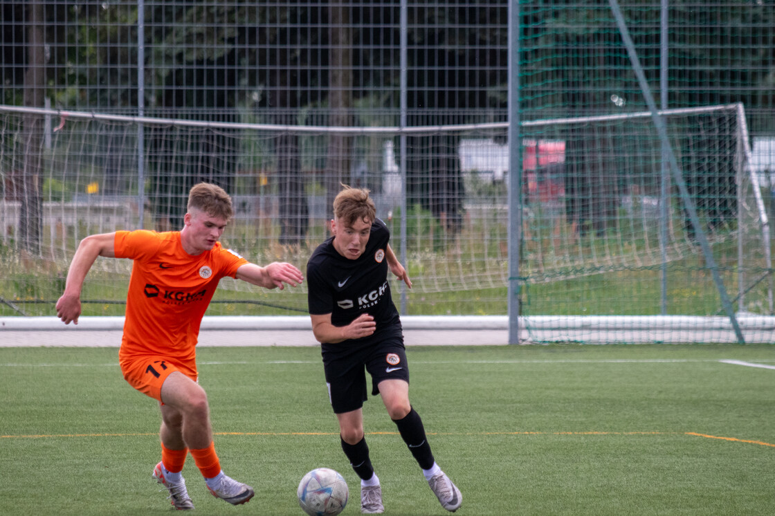 Sparing zespołu U-16 i zawodników testowanych | FOTO