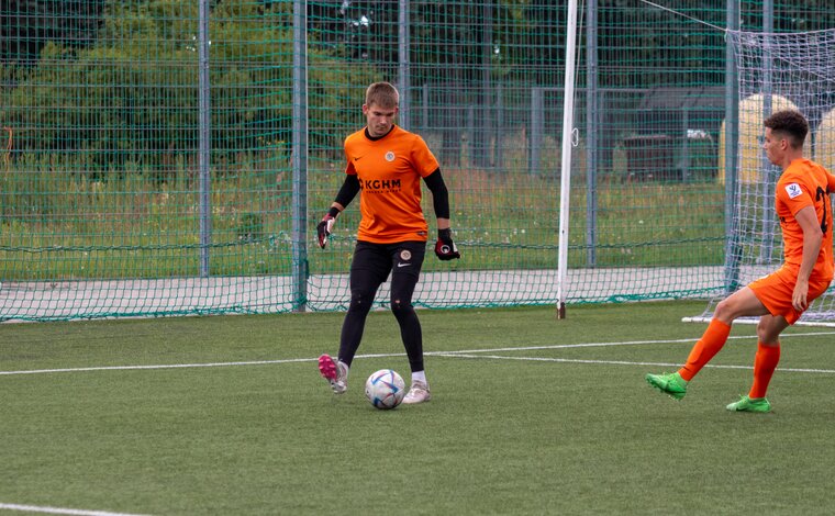 Sparing zespołu U-16 i zawodników testowanych | FOTO