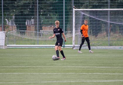 Sparing zespołu U-16 i zawodników testowanych | FOTO